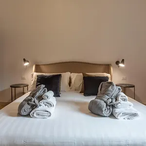 Navona Apartment