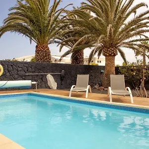 villa-iseo-1.in-canary-islands.com/